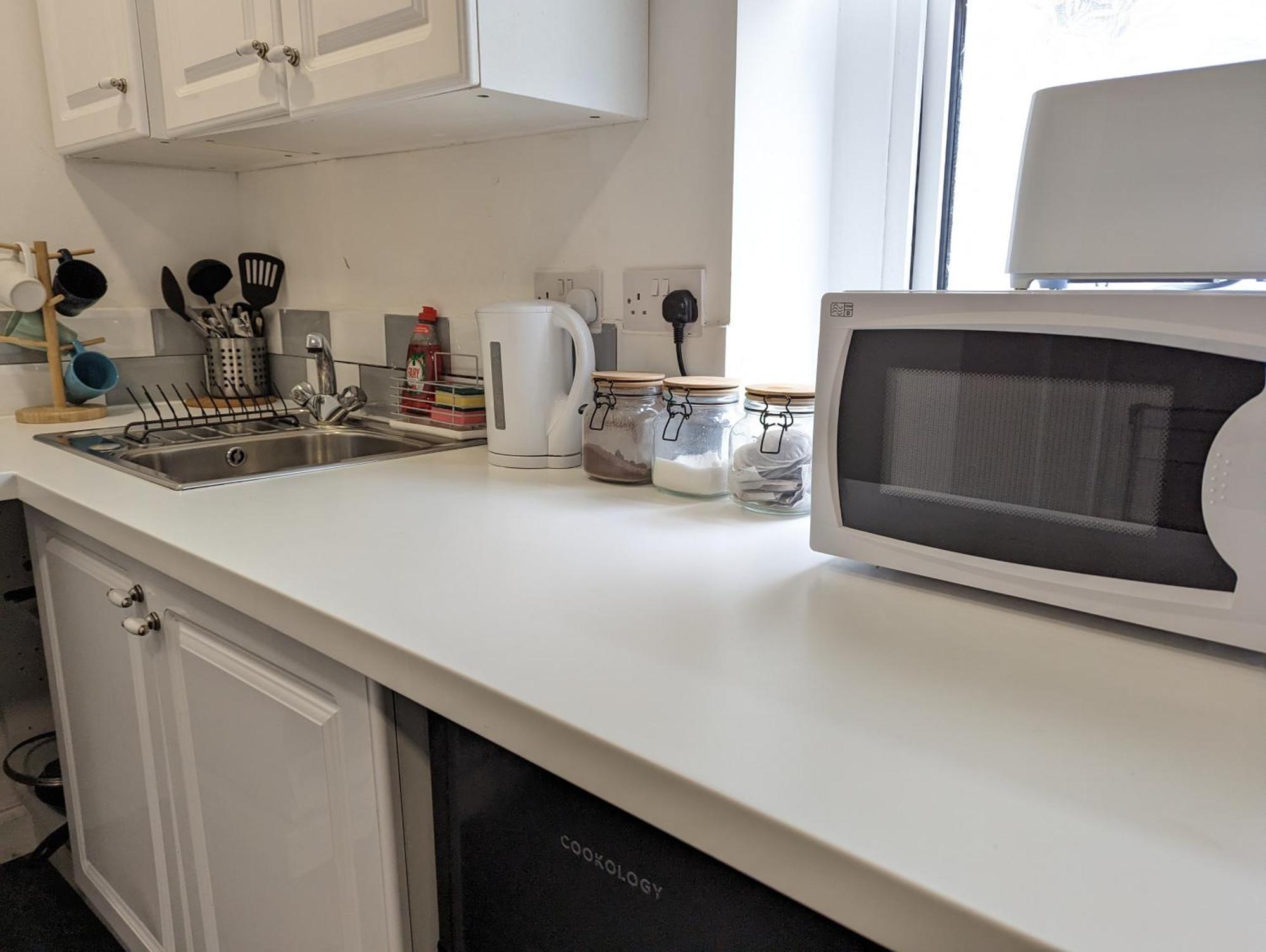 Serene 1 Bedroom Flat In Roath Cardiff Exterior foto