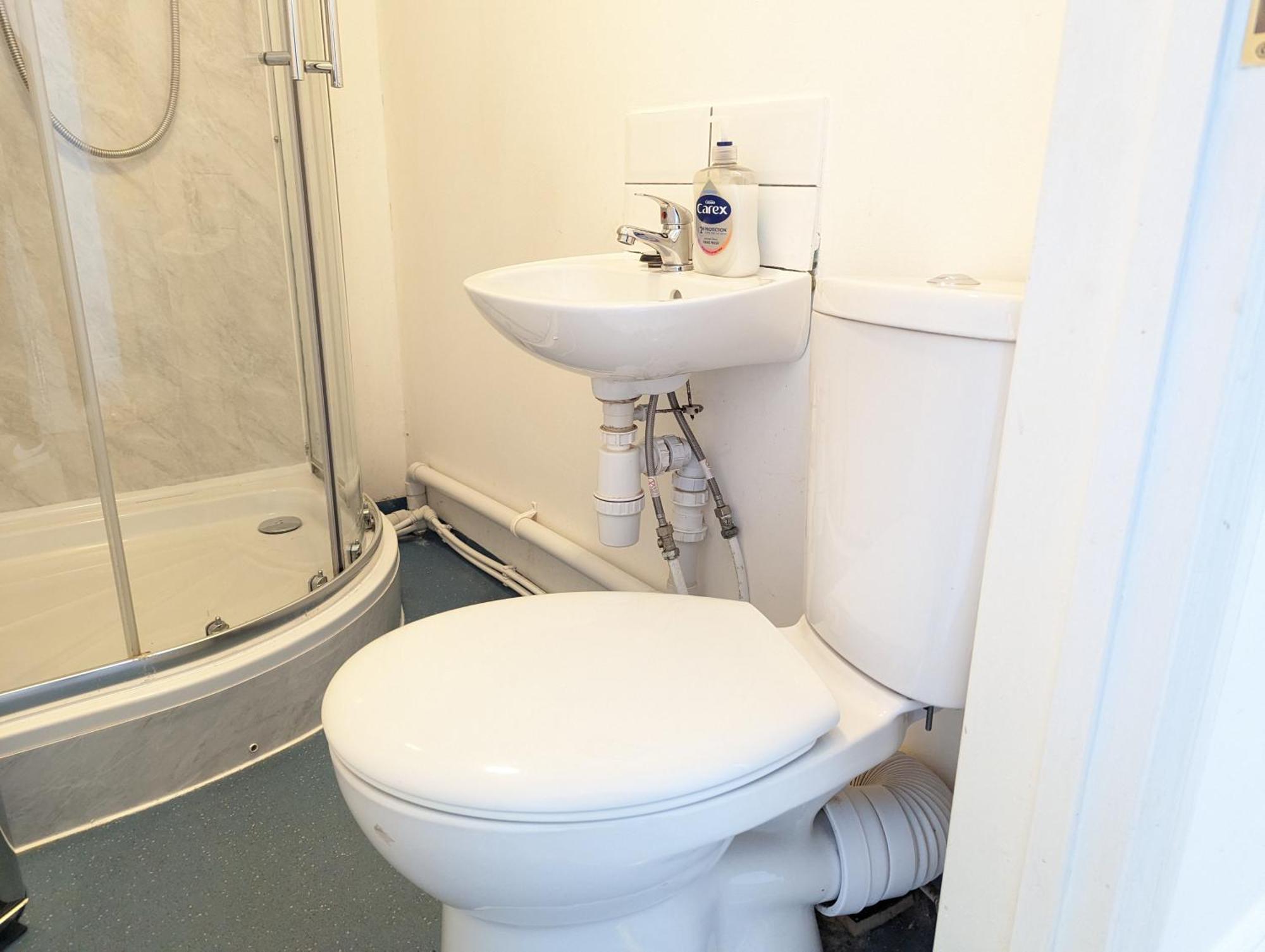 Serene 1 Bedroom Flat In Roath Cardiff Exterior foto